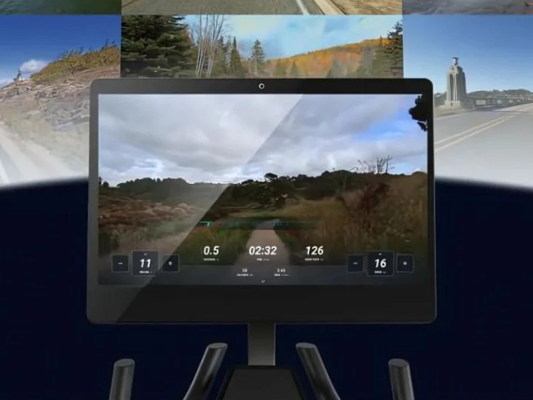 Immersive Screen & Smart Console